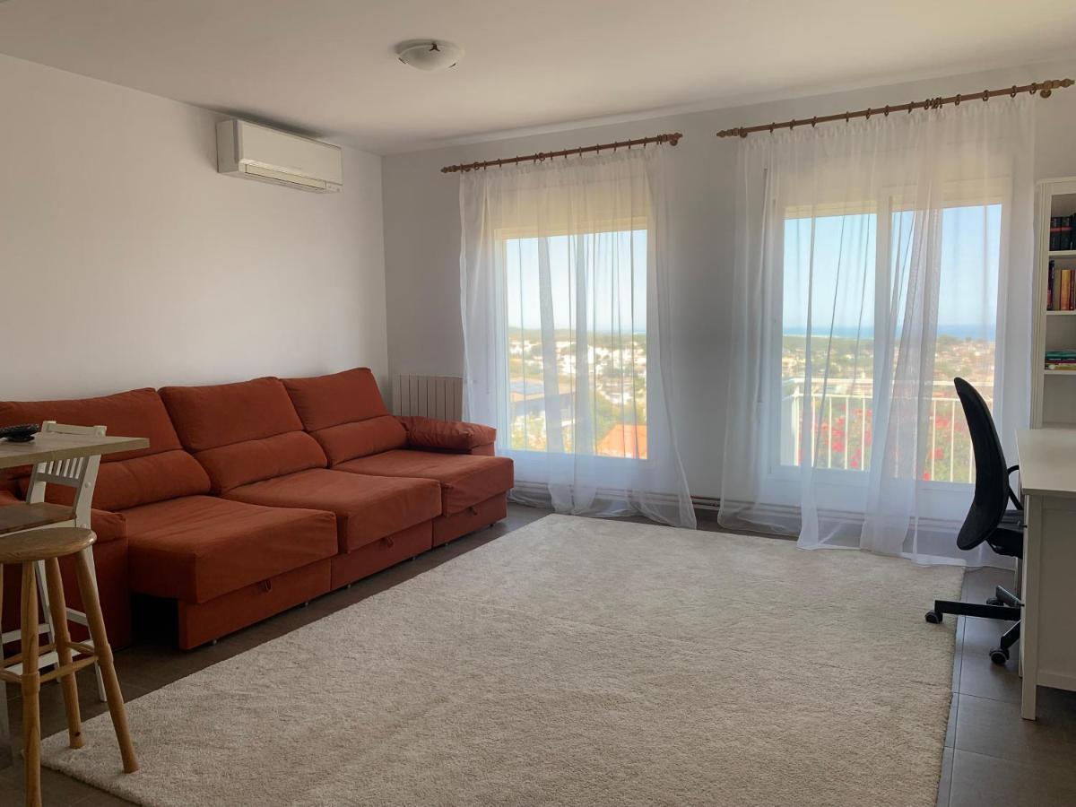 Precioso Apartamento Con Vista Al Mar Calafell Exterior photo